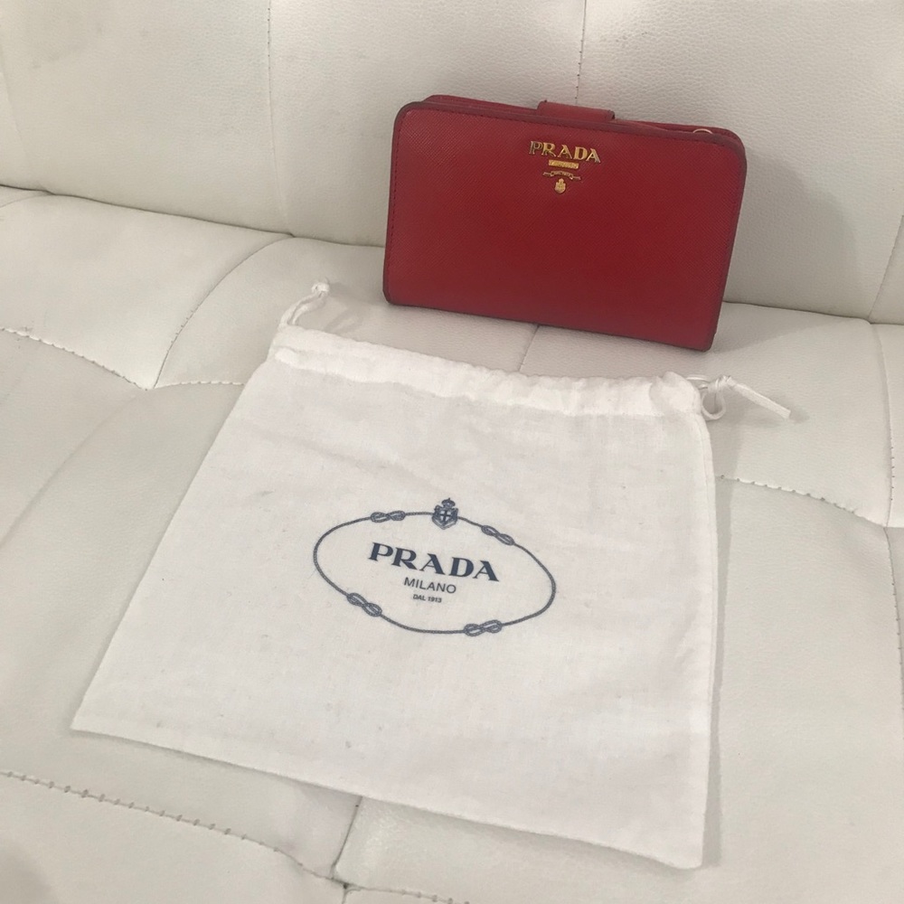 PRADA WALLET